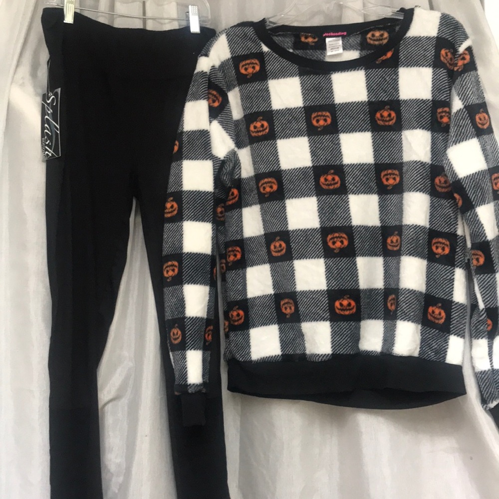 Super soft pumkin top